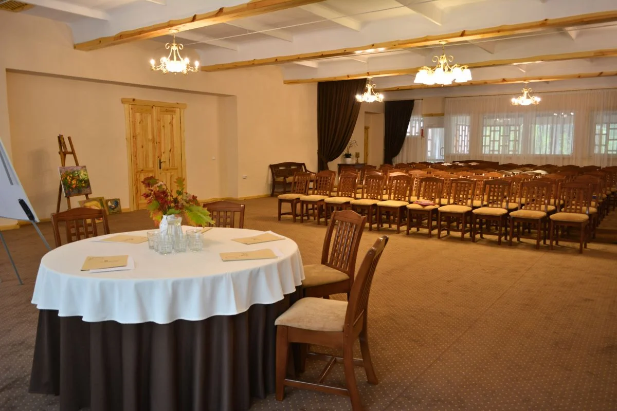 conference-hall-