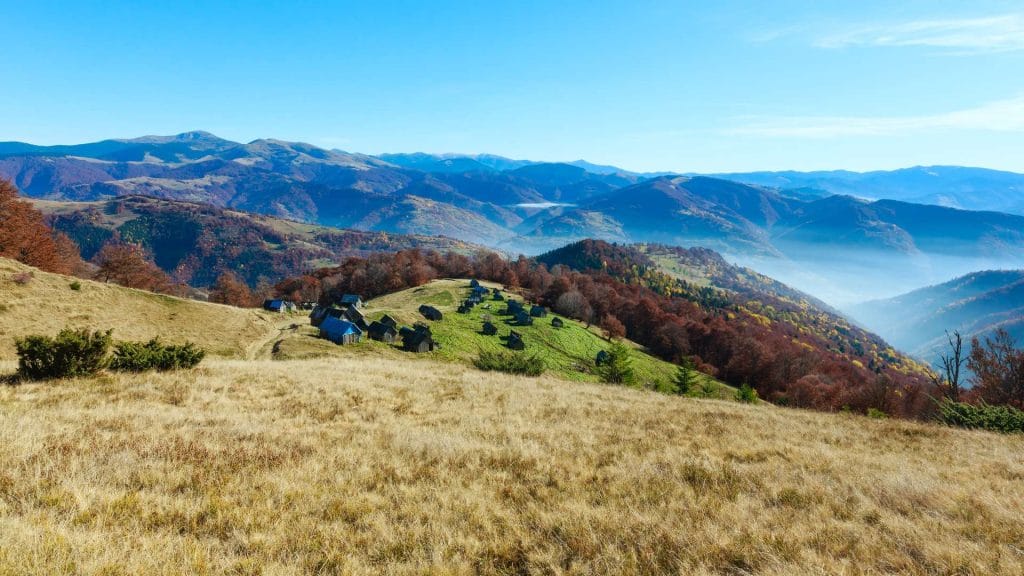 Осінній Київ: Андріївський узвіз та золоті дерева — куди поїхати восени для сімейного відпочинку